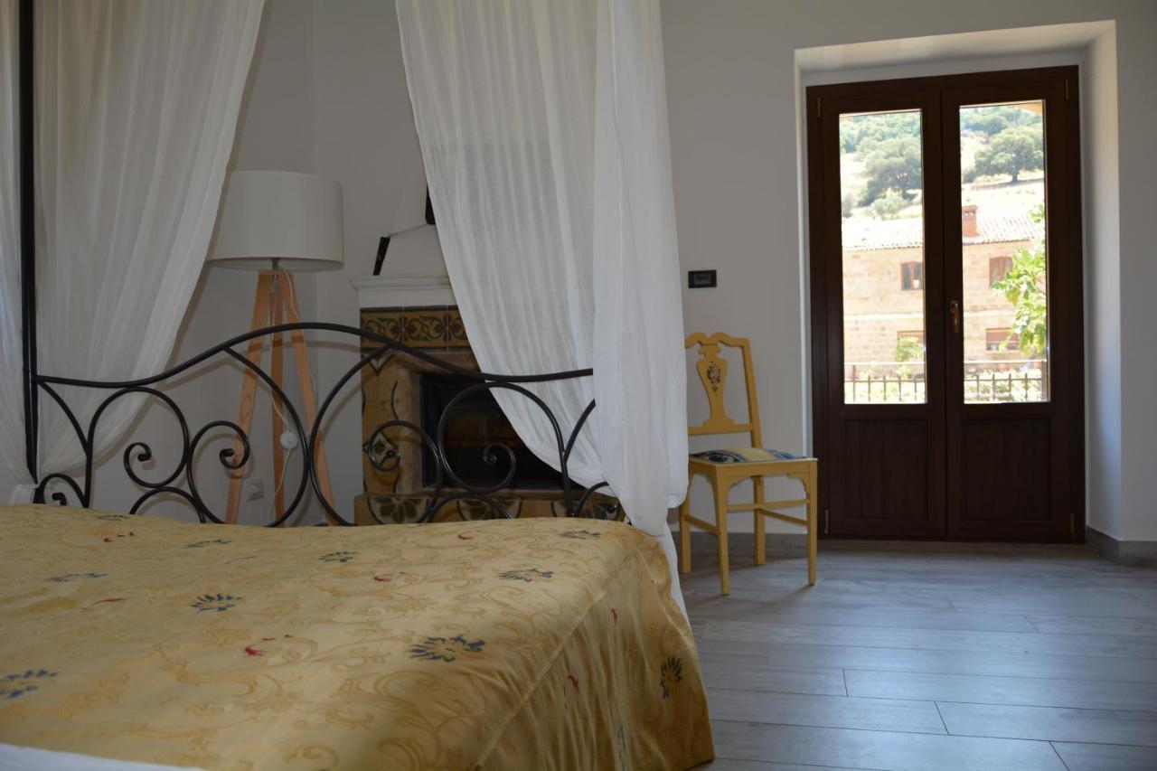Antico Borgo Buonanotte * San Mauro Castelverde